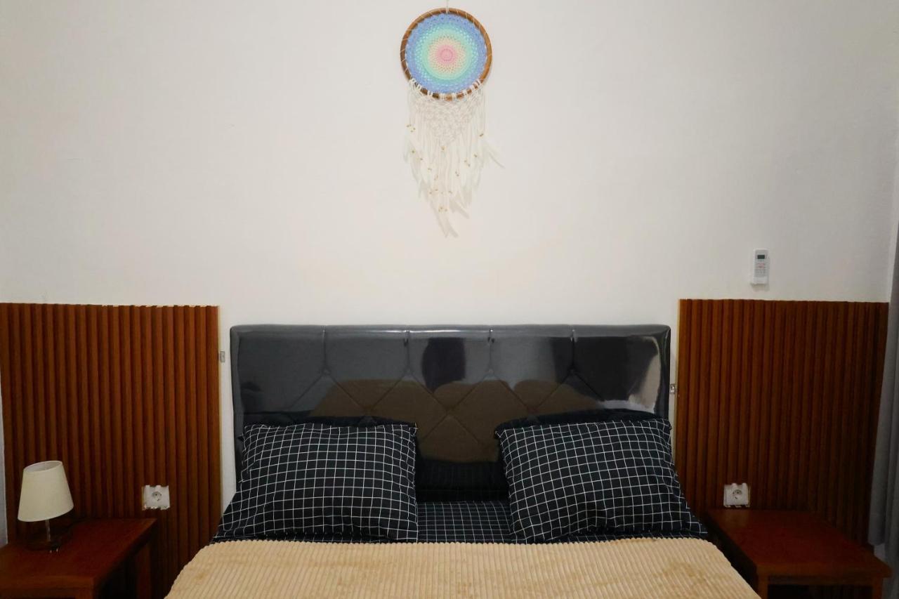 Pondok Dete Guesthouse Санур Экстерьер фото