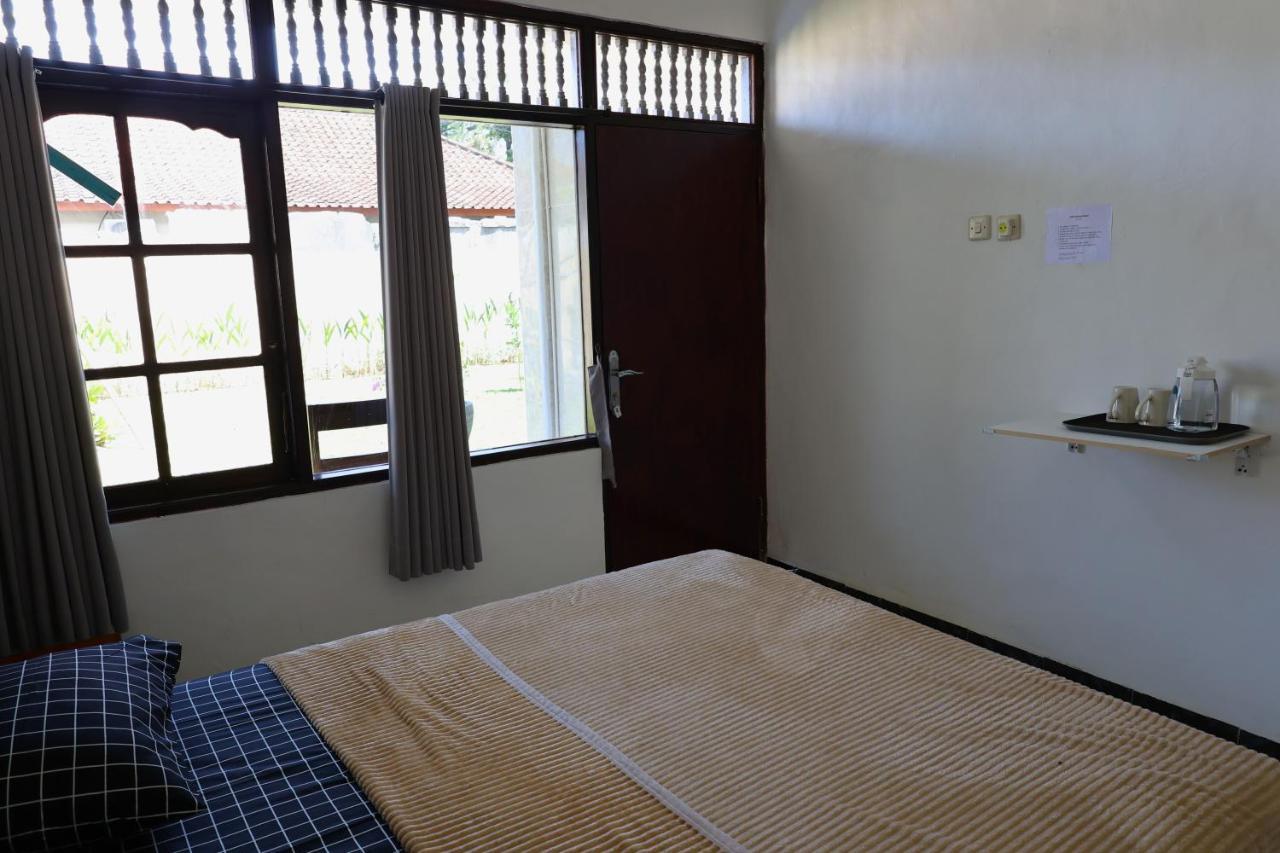 Pondok Dete Guesthouse Санур Экстерьер фото
