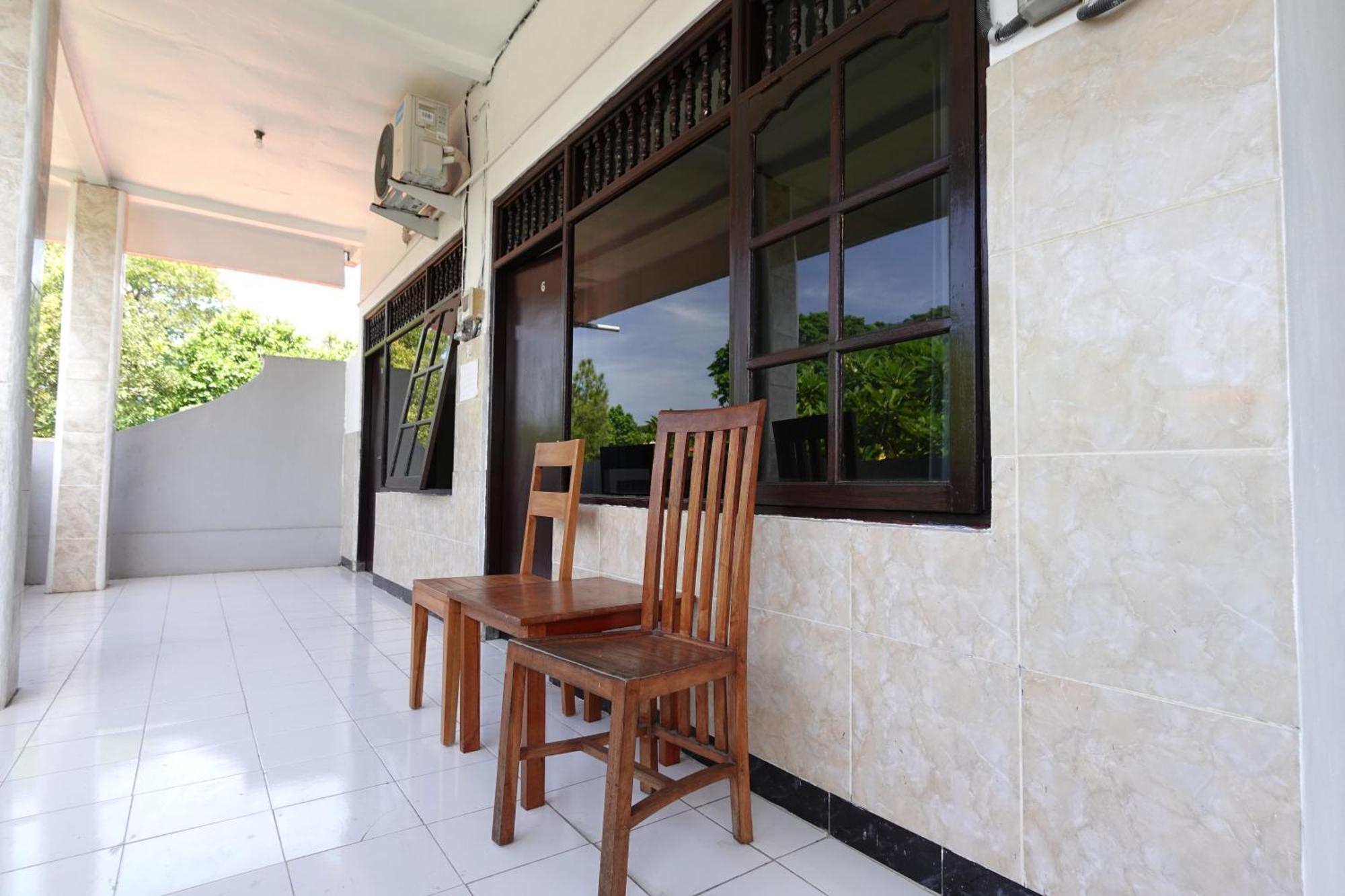 Pondok Dete Guesthouse Санур Экстерьер фото