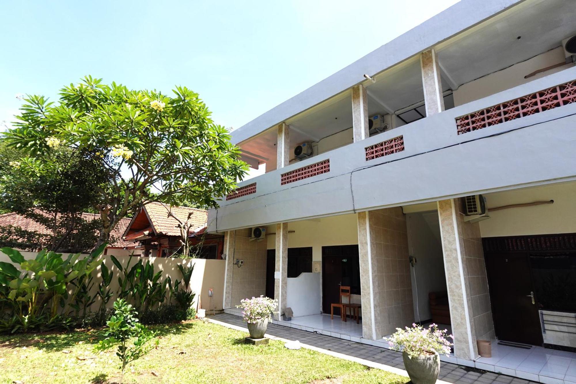 Pondok Dete Guesthouse Санур Экстерьер фото